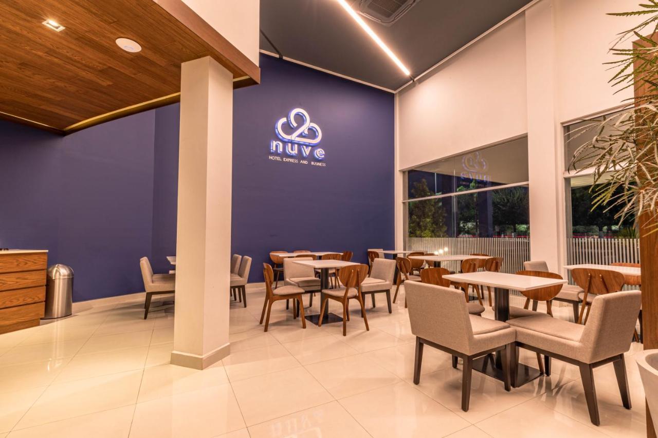 Hotel Nuve Gomez Palacio Bagian luar foto