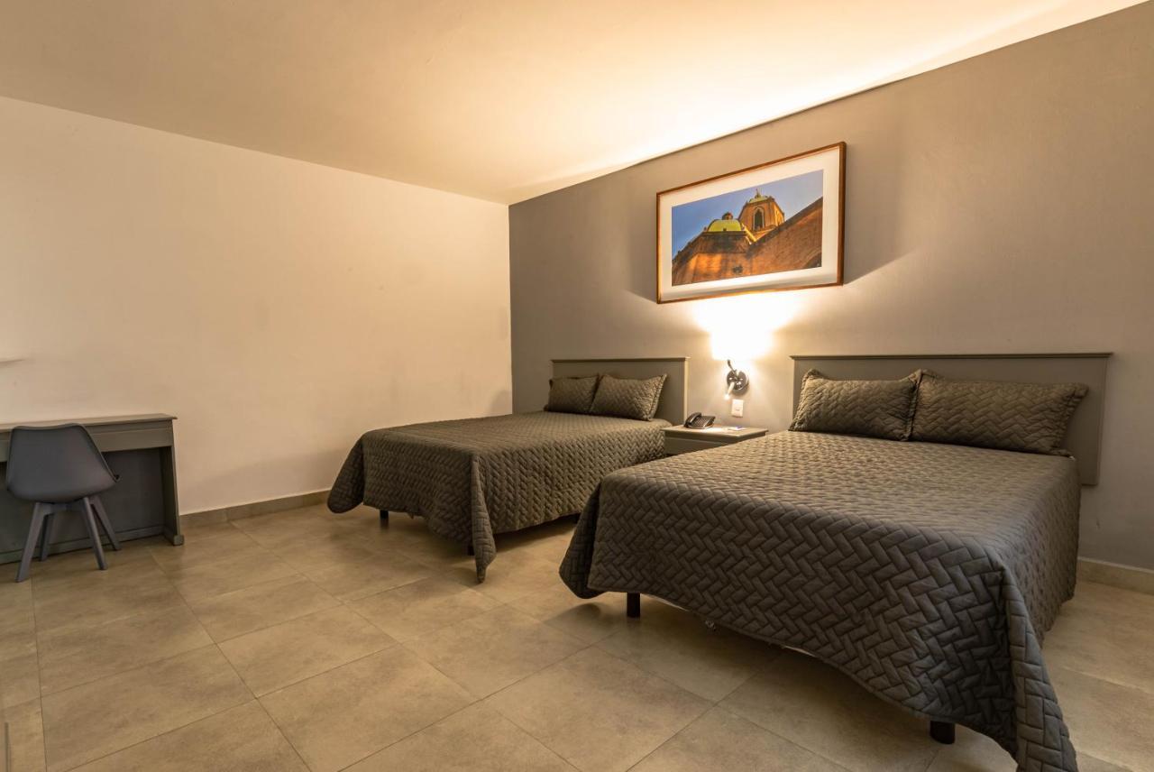 Hotel Nuve Gomez Palacio Bagian luar foto